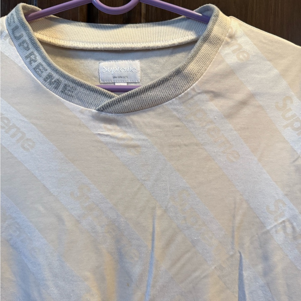 Supreme long sleeve- tucked in storage!!!